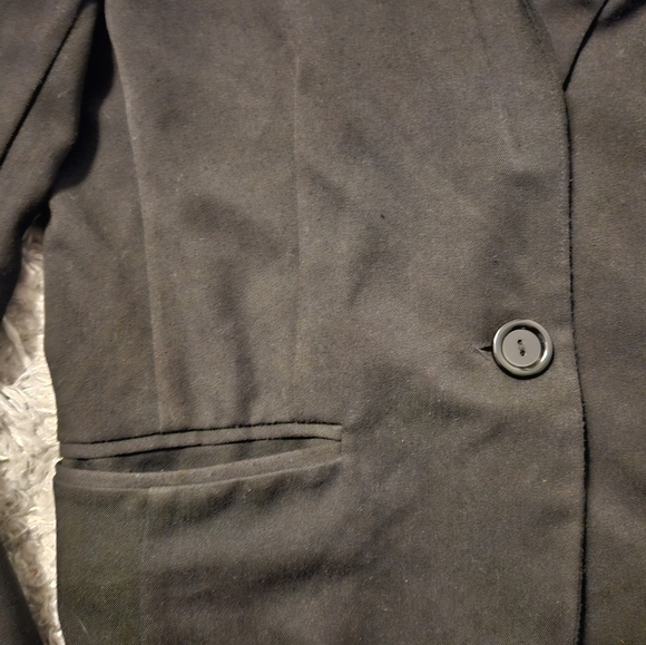 🖤GONE🖤Black blazer - Picture 3 of 6